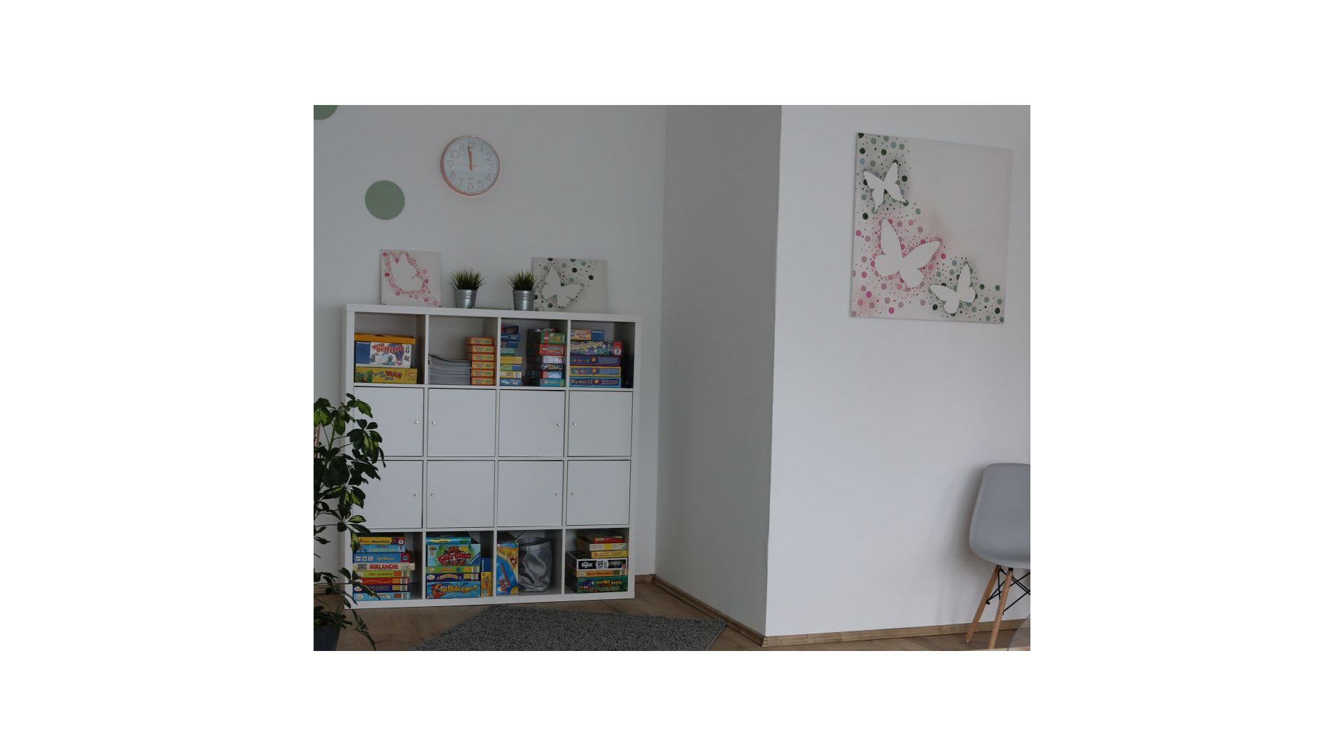Regal mit Bücher und Familienspiel Logopädie Logopaedie Bianca Albrecht in Gelsenkirchen Schaffrath